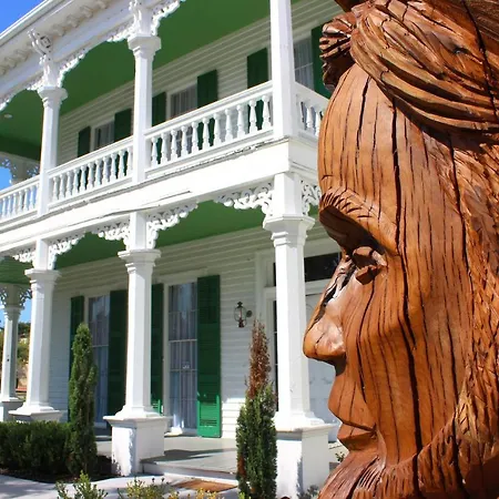 The George Manor Bed & Breakfast